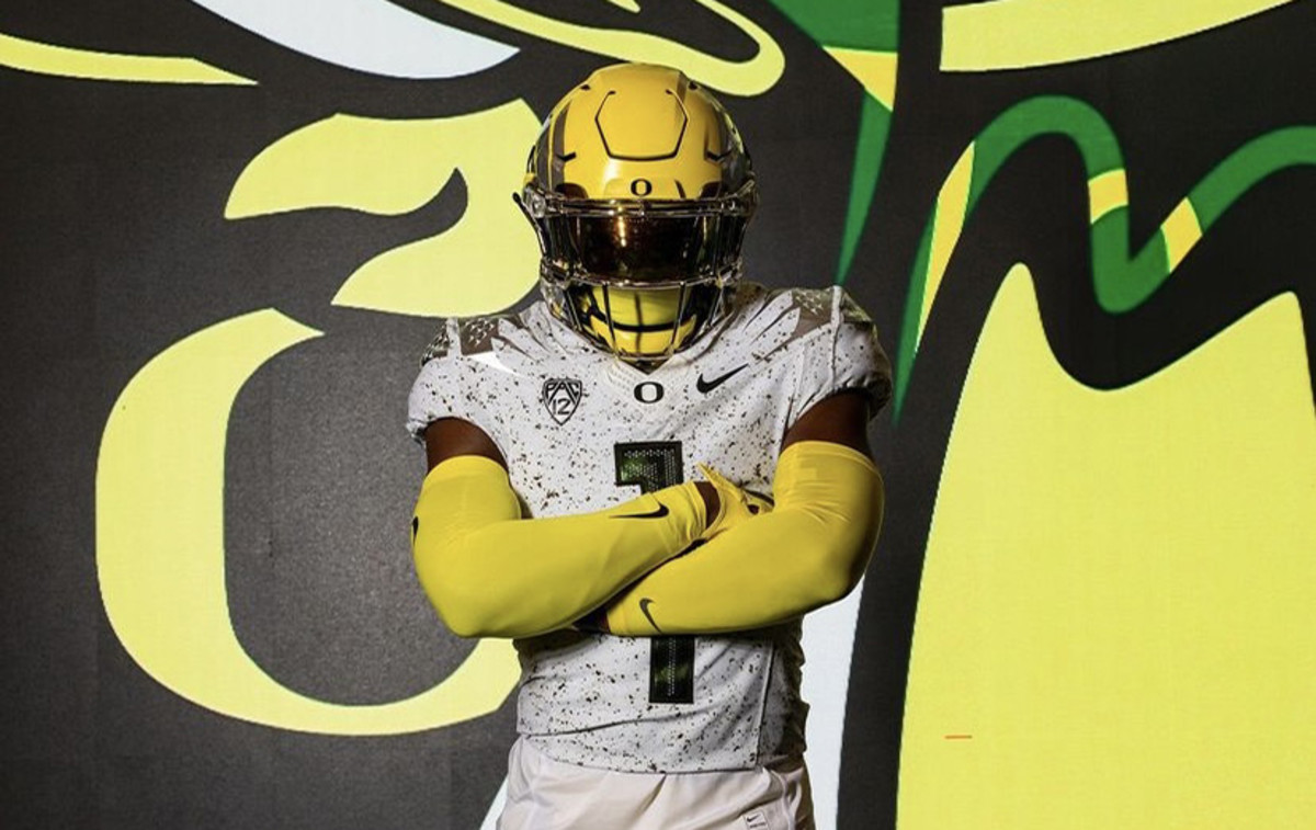 Wide receiver Jeremiah McClellan poses during a photoshoot at the University of Oregon.